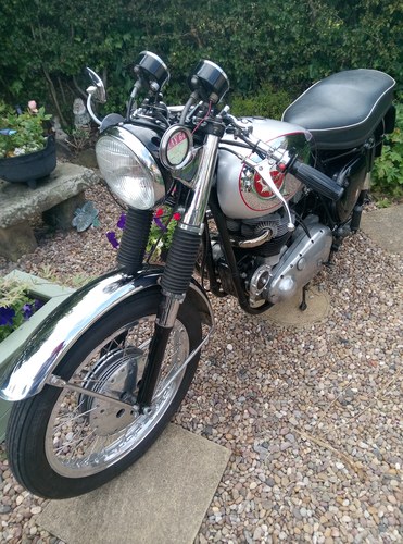 1963 BSA Rocket gold star (genuine , matching numbers).