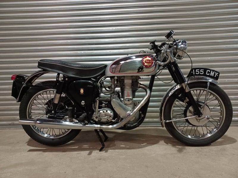 BSA GOLD STAR BB34 500cc BUFF LOG BOOK V5C MATCHING NUMBERS
