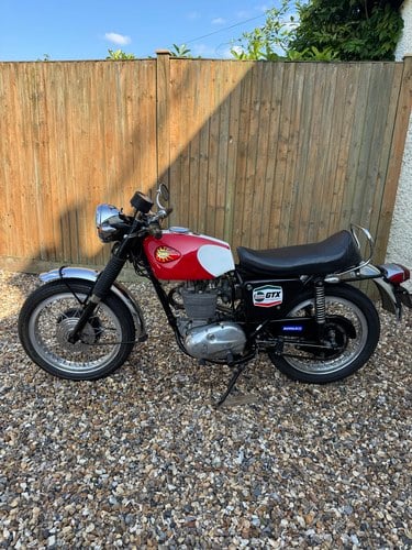 1970 BSA B44