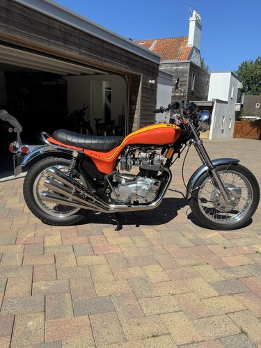 1968 BSA Rocket 3 Hurricane conversion