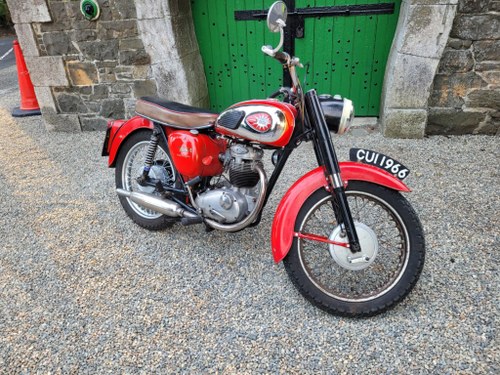 1966 BSA B40