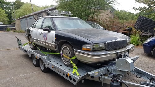 1993 Spares or repairs Buick police car look like In vendita