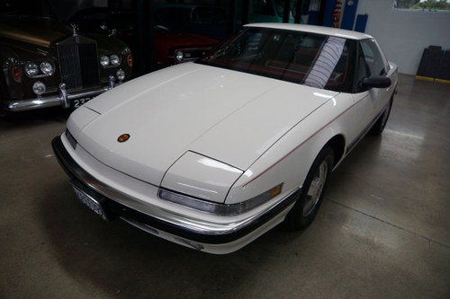 1989 Buick Reatta Coupe with 25K orig miles VENDUTO