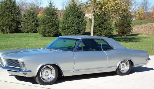 1964 Buick Riviera 2DR HT In vendita