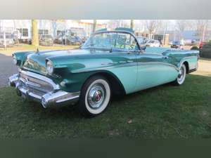 Buick Century Conv 1957 Very nice Car & and 45 USA CLassics For Sale (picture 3 of 12)