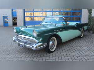 Buick Century Conv 1957 Very nice Car & and 45 USA CLassics For Sale (picture 8 of 12)
