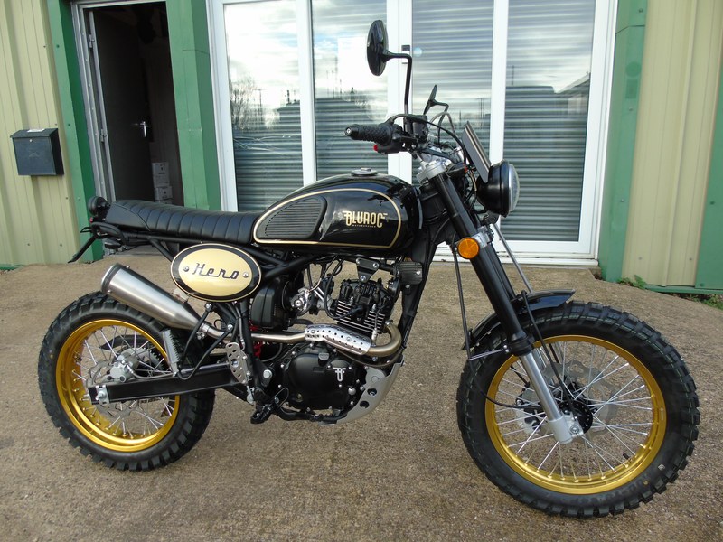 Supermoto Bullit Hero 125 2025 Bullit Hero Negro En Reino Unido En