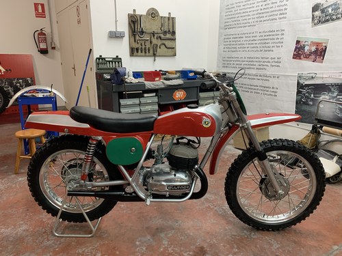 1971 Bultaco Pursang MK4 250cc MINT CONDITION! For Sale