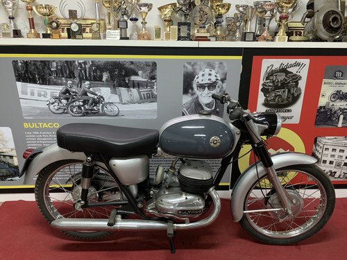 1966 Bultaco 200cc FULL RESTORED! In vendita