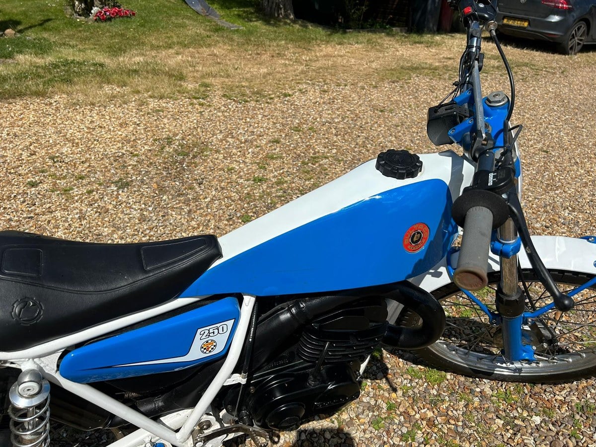 1982 Bultaco Sherpa 250 Blue Manual, 5 speed Right Hand Drive in United ...