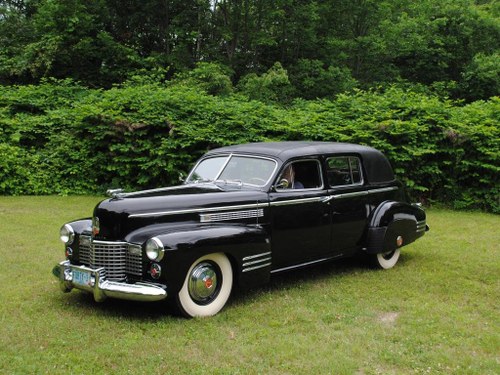 1941 Cadillac Series 75 Imperial Limo = very Rare Black $32k In vendita