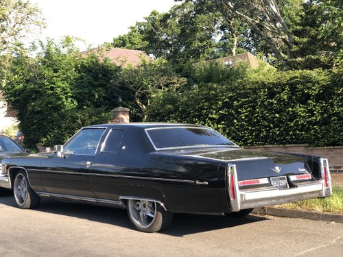 1976 Cadillac Coupe Deville V8 px For Sale