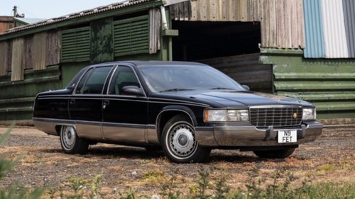 1996 Cadillac Fleetwood ‘Triple-Black Edition’ In vendita