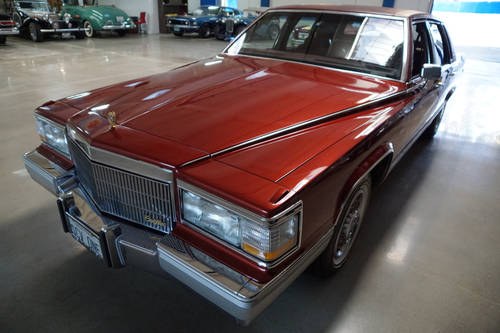 1991 Cadillac Brougham d'Elegance with 9K original miles VERKAUFT