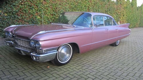 Cadillac Sedan de Ville year 1960       & 50 USA Classics For Sale
