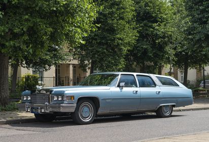 Picture of Cadillac Castillian Fleetwood Brougham Estate Wagon (LHD)