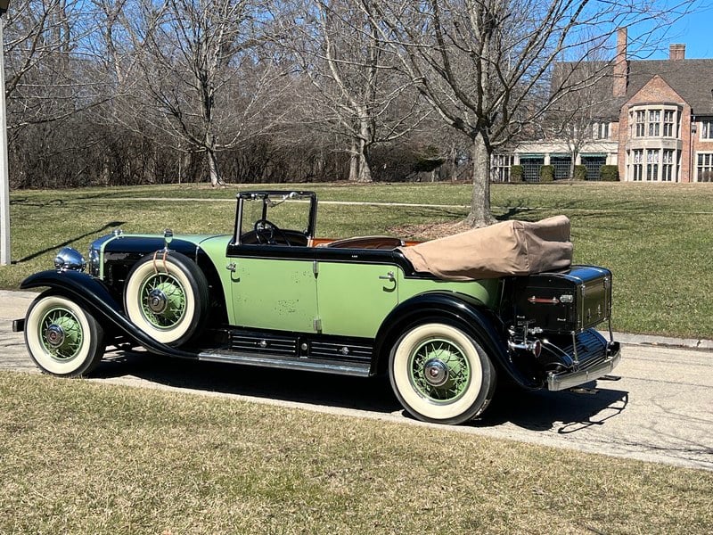 1930 Cadillac V-16 - 7