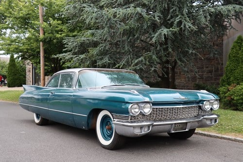 #24302 1960 Cadillac Coupe Deville A vendre