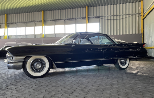 1961 Cadillac Deville - 5