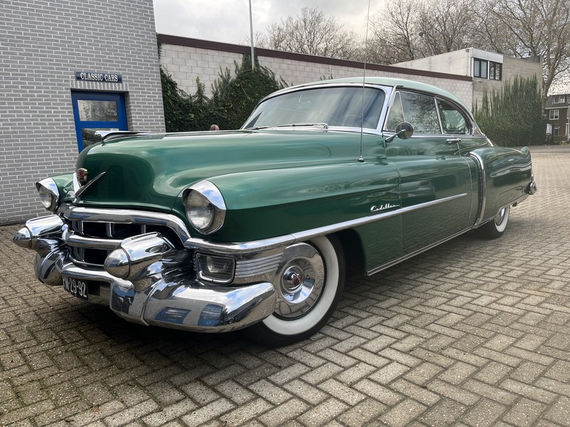 1953 Cadillac Coupe De Ville - 4