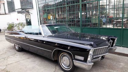 Cadillac DeVille Convertible - 1967