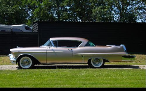 1957 Cadillac Coupe De Ville (picture 1 of 12)