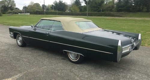 1967 Cadillac Deville - 3