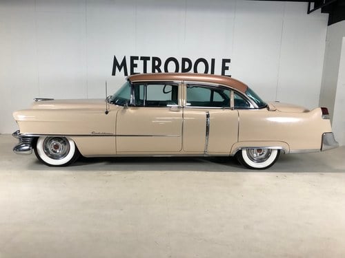 1954 Cadillac Series 62 - 2