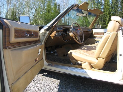 1976 Cadillac Eldorado Cabriolet