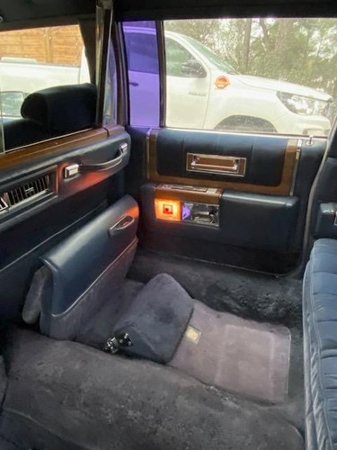1983 CADILLAC Fleetwood limousine For Sale