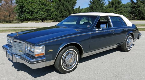 1985 Cadillac Séville Commémorative Edition - Excellent Etat