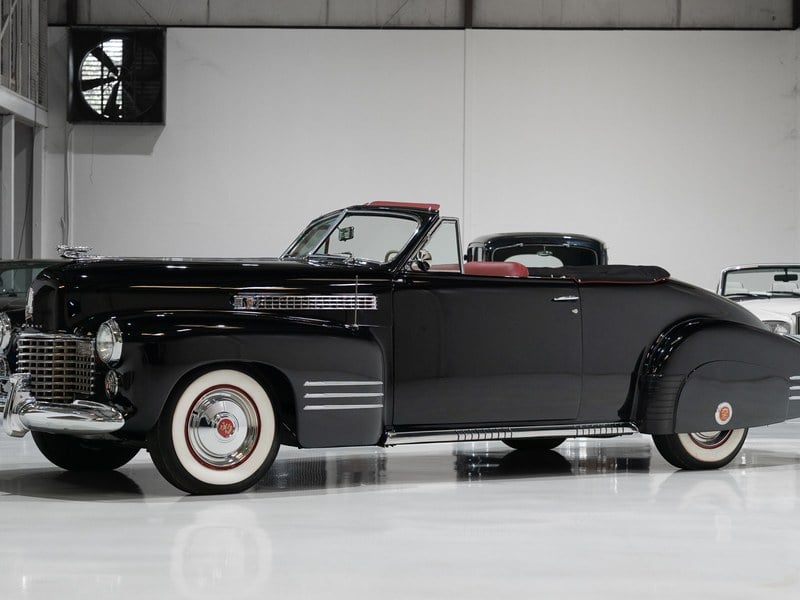 1941 CADILLAC SERIES 62 CONVERTIBLE COUPE