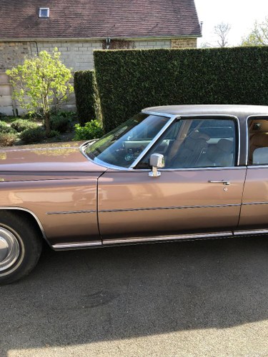 1976 Cadillac Fleetwood For Sale