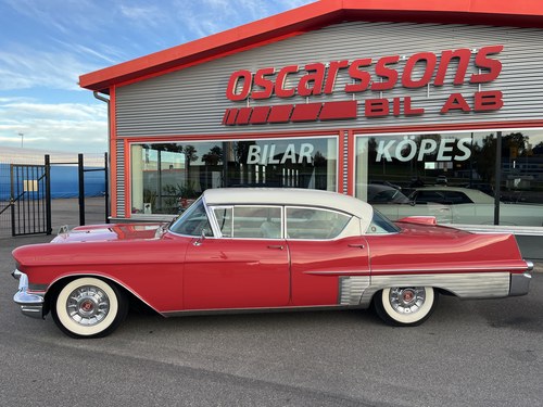 1957 Cadillac Fleetwood Full restored. V8 / Aut