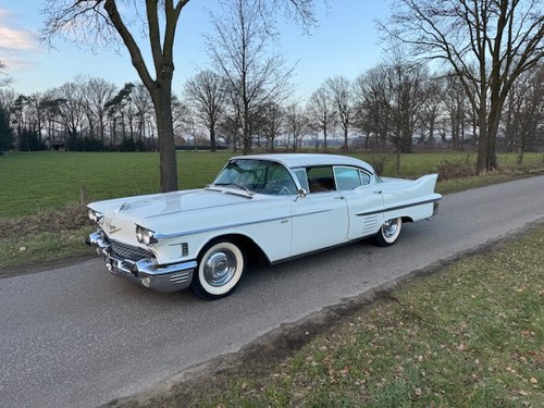 Cadillac Sedan De Ville 1958 SOLD