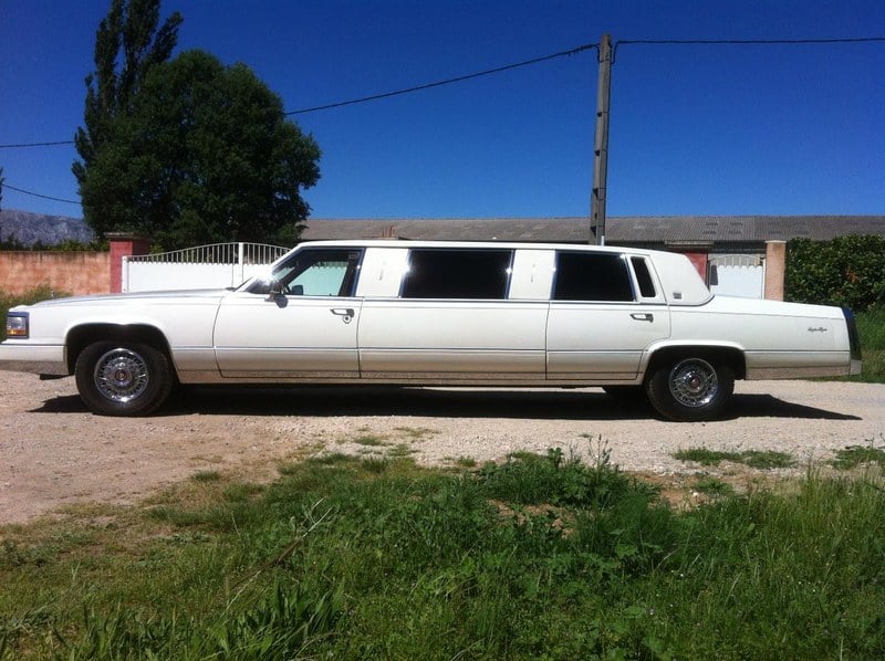 1990 Cadillac Fleetwood Brougham - 2 1990 Cadillac Fleetwood Brougham - 2