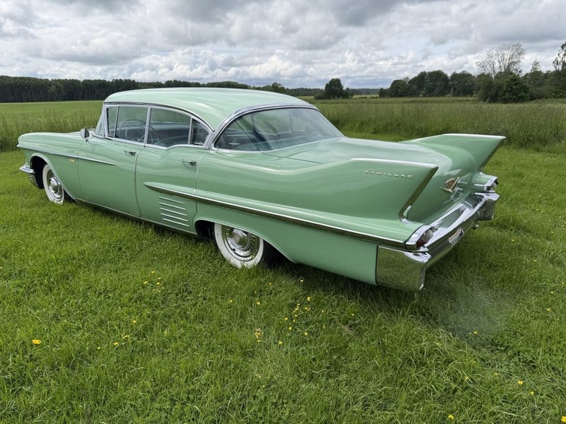1958 Cadillac Deville - 1 1958 Cadillac Deville - 1