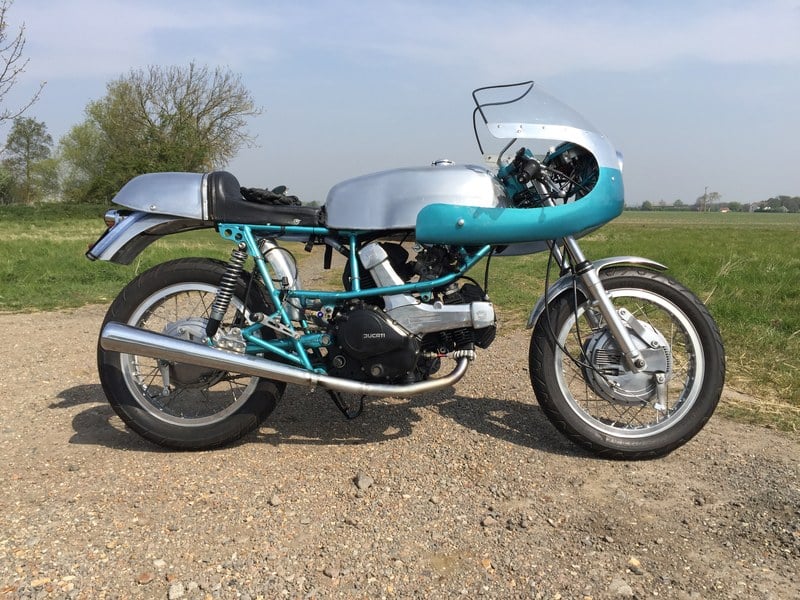 1985 Cagiva 650-Special - 1 1985 Cagiva 650-Special - 1