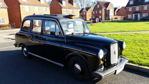 PRICE REDUCED London Black Cab Taxi rare sought after 1990 For Sale
