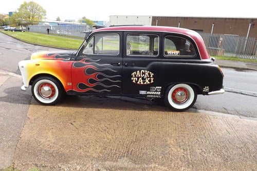 1990 Carbodies HOT ROD TAXI - 8