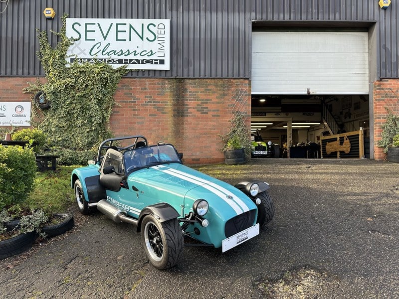 2016 Caterham 420R - 1 2016 Caterham 420R - 1