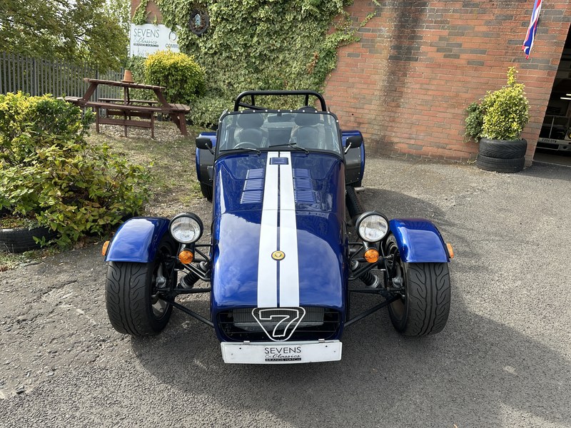 2002 Caterham Roadsport SV 140 - 2 2002 Caterham Roadsport SV 140 - 2