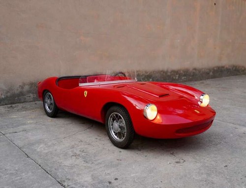 c.1970s Letizia 03 P.T. Piccolo Turismo Childs Electric Car Zu verkaufen durch Auktion