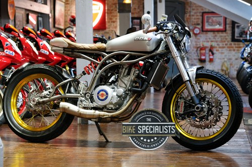 2019 CCM Spitfire Cafe Racer one of only 250 produced In vendita