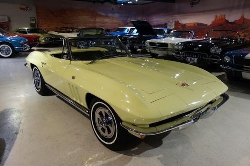 1965 Chevrolet Corvette Convertible C2 In vendita