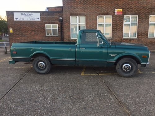 1970 Chevy C20 long bed pick up V8, auto For Sale