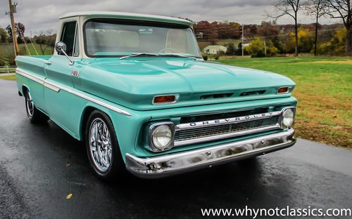 1965 Chevy C10 V8 406ci - SHOW TRUCK For Sale