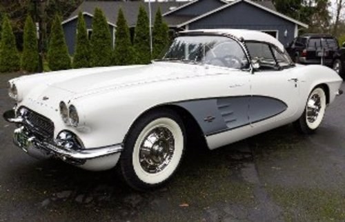 1961 Corvette = Roadster Rare of of 1462 Fuel Injection $119 In vendita