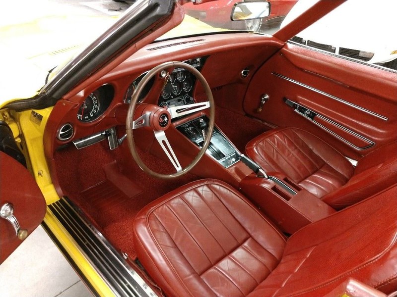 1968 Chevrolet Corvette C2 - 4