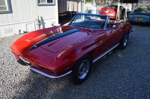 1964 Chevrolet Corvette Convertible VENDIDO